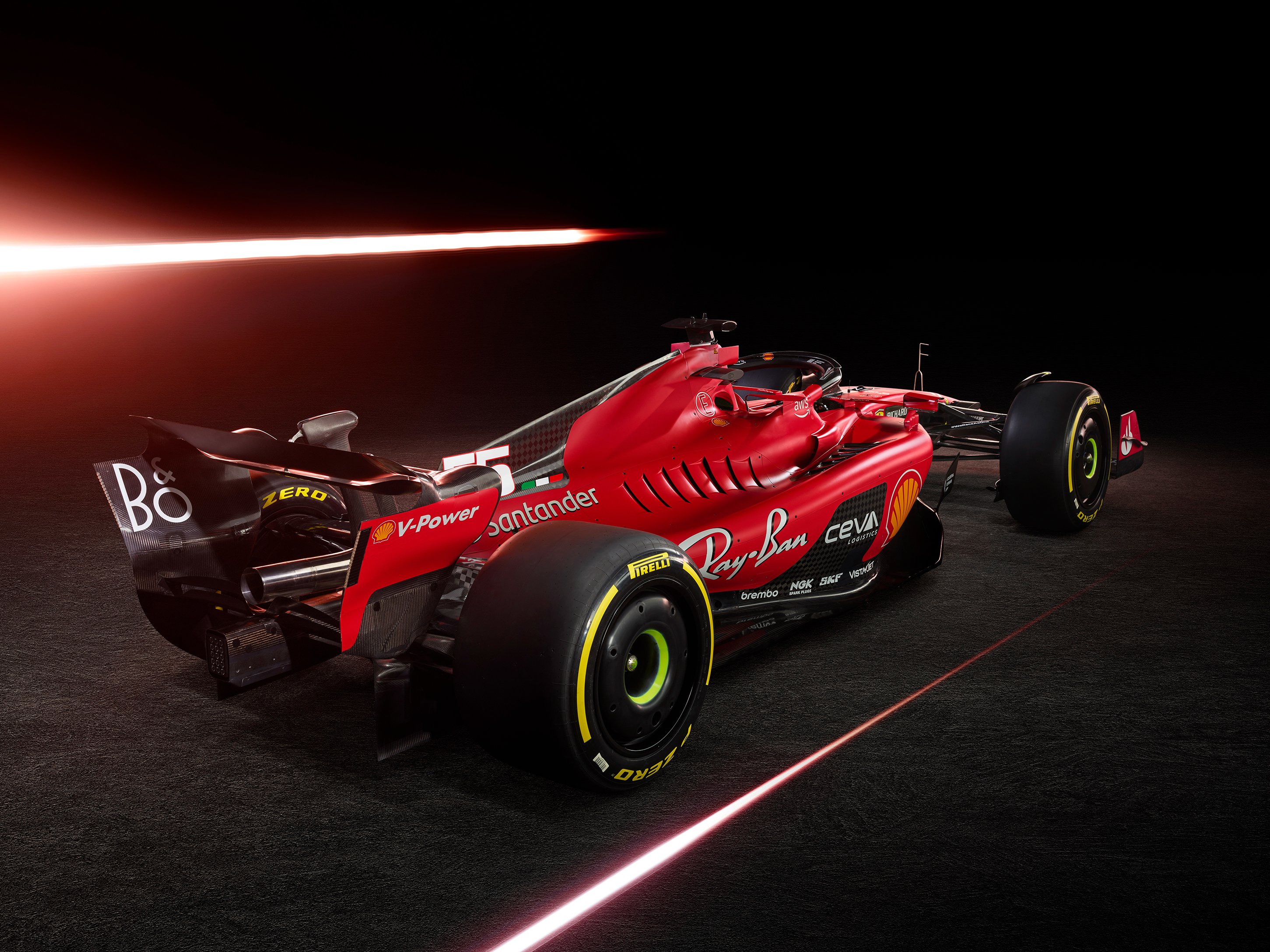 F1: Novo carro da Ferrari traz visual inspirado nos anos 90; assista -  Motor Show