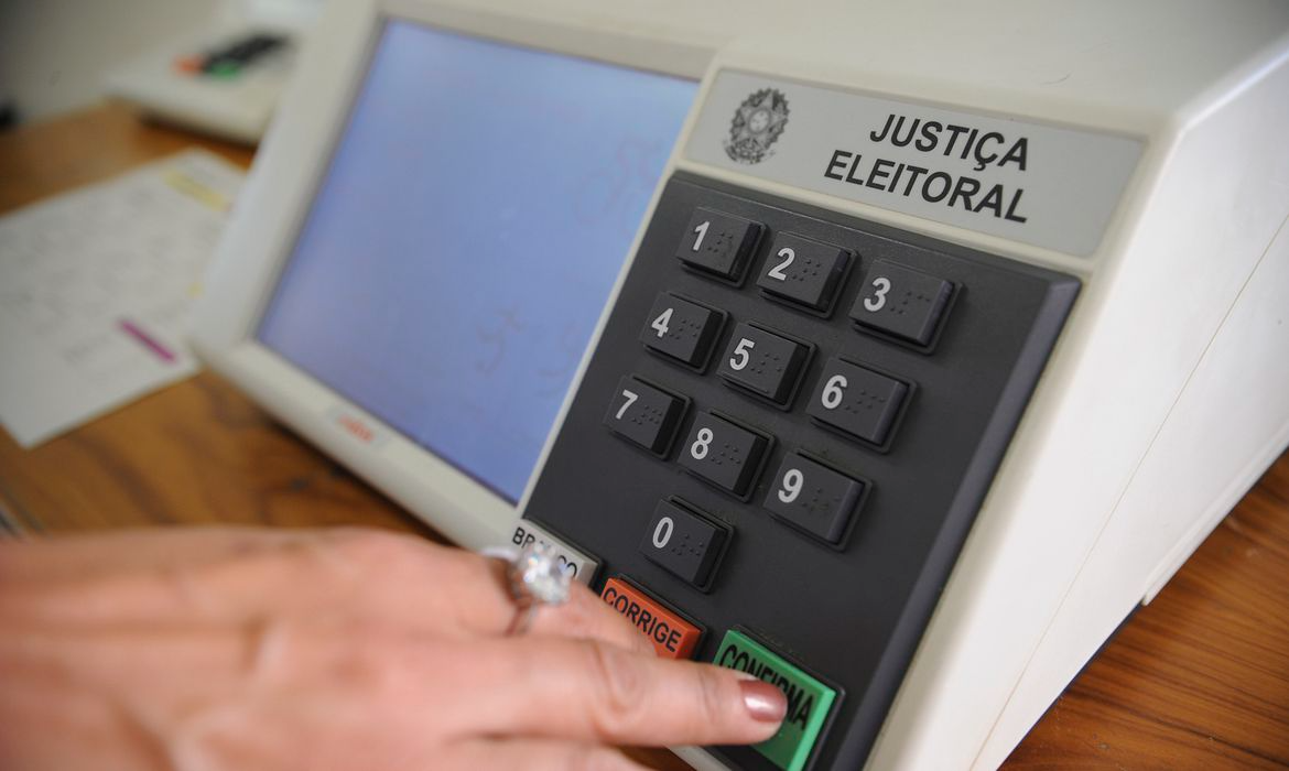 O voto em trânsito vale para o primeiro e segundo turno. Foto: Agência Brasil