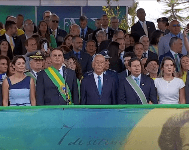 Bolsonaro participa de evento ao lado de presidente de Portugal Foto: Agência Brasil