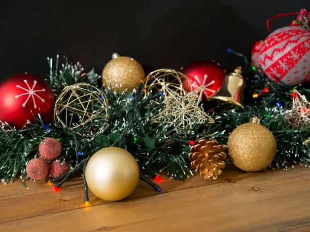 Vendas de decoração de Natal movimentam o comércio