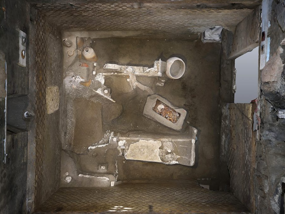 Arqueólogos encontram "quarto dos escravos" nas ruínas de Pompeia; veja imagens