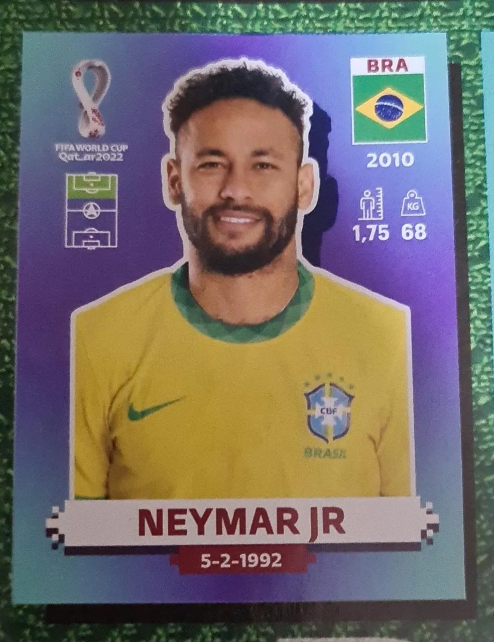 Figurinha de Neymar no álbum da Copa chega a valer R$ 9 mil