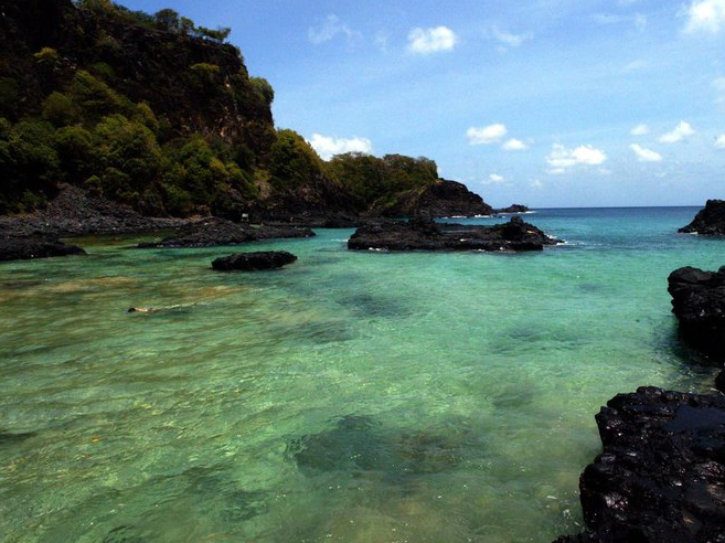 A ilha é o primeiro lugar de Pernambuco a liberar o uso de máscara Foto: Agência Brasil