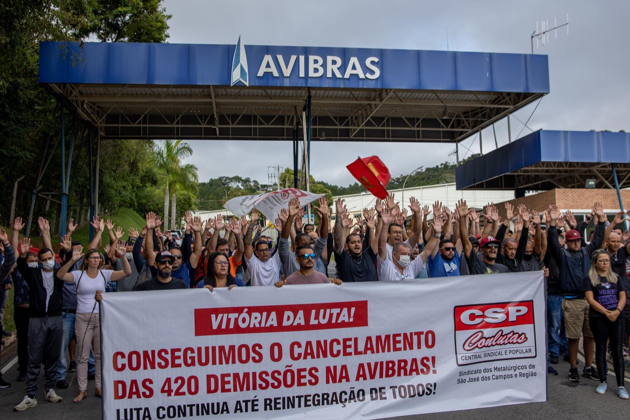 Metalúrgicos entram em greve por tempo indeterminado na Avibras em Jacareí Divulgação/SindMetalSJC