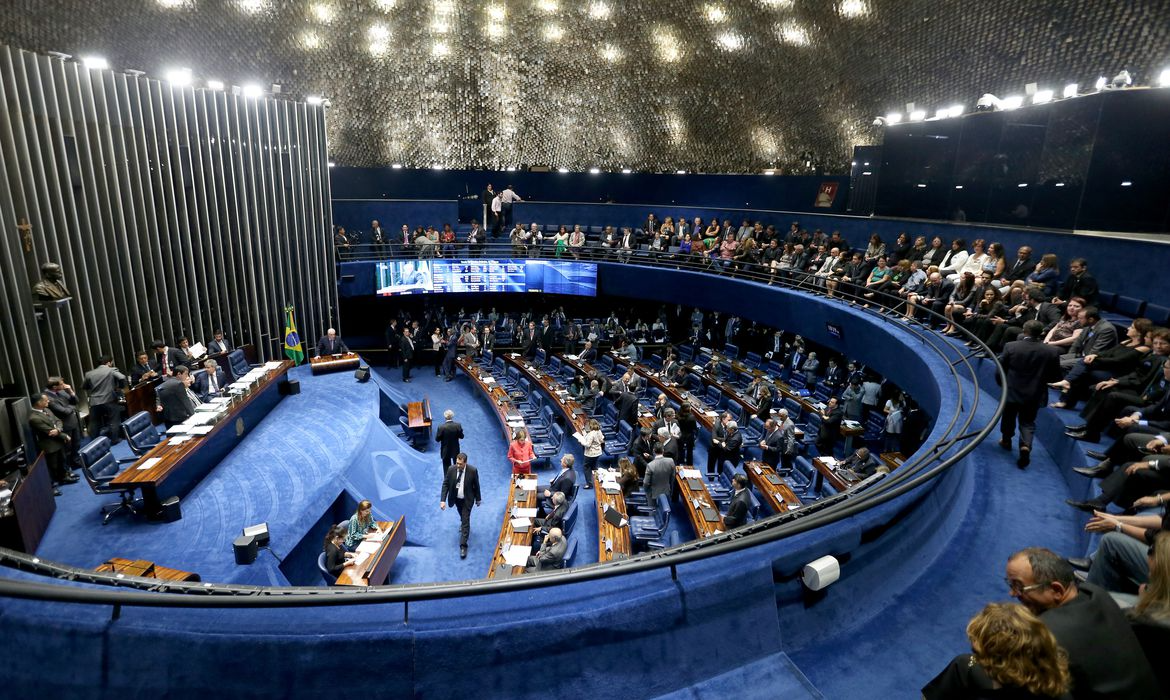 É preciso um requerimento assinado por um terço do Senado para criar CPI Foto: Wilson Dias/Agência Brasil