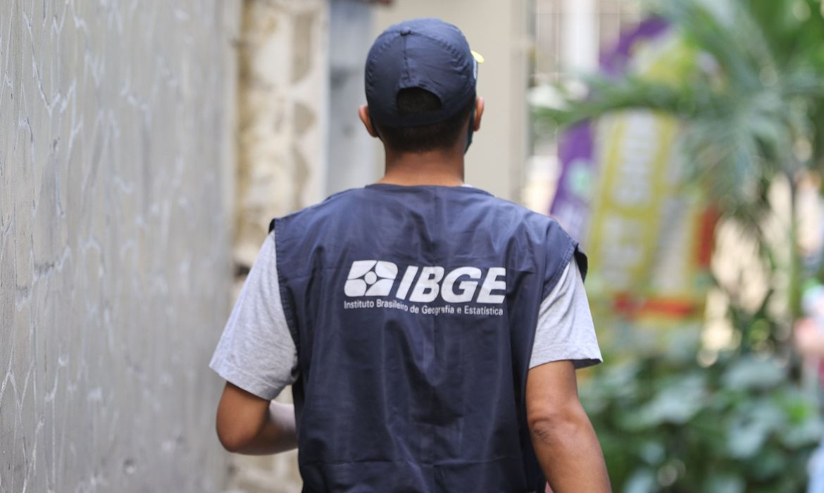 IBGE enfrenta dificuldades na contratação de recenseadores  Tânia Rego/Agência Brasil 