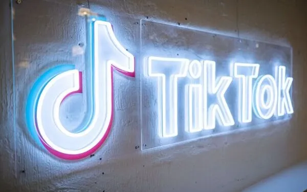 TikTok: a plataforma gigante de vídeos