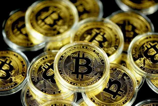 Criptomoedas, como o bitcoin, são tema de debate no Tribunal de Contas do Município