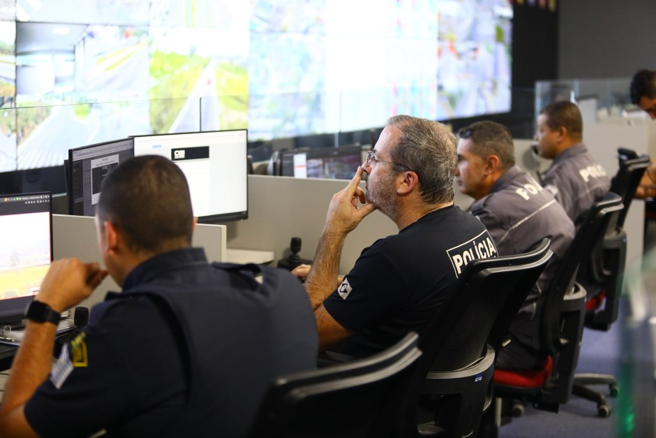 Guarda municipal, policial civil e policiais militares atuam com integração de sistemas  Claudio Vieira/PMSJC