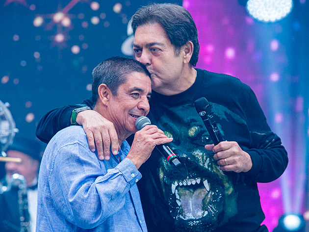 Zeca Pagodinho e Fausto Silva no programa de estreia de Faustão na Band