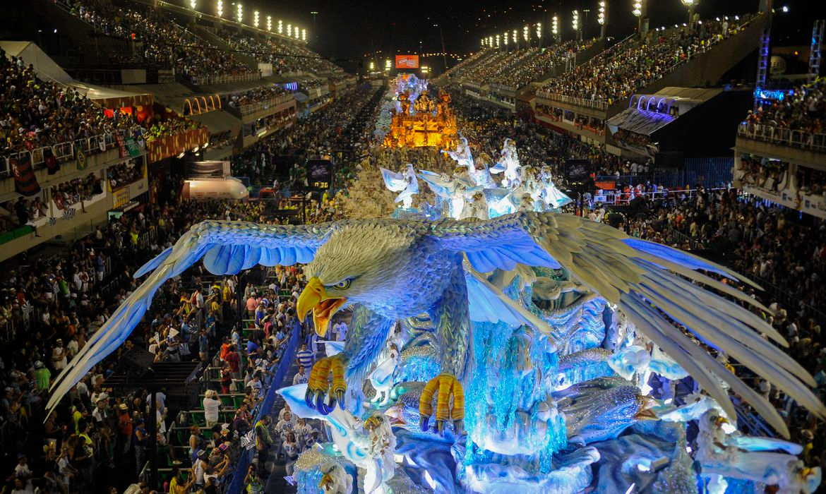 Carnaval: Rio cogita ensaios técnicos na Sapucaí em março