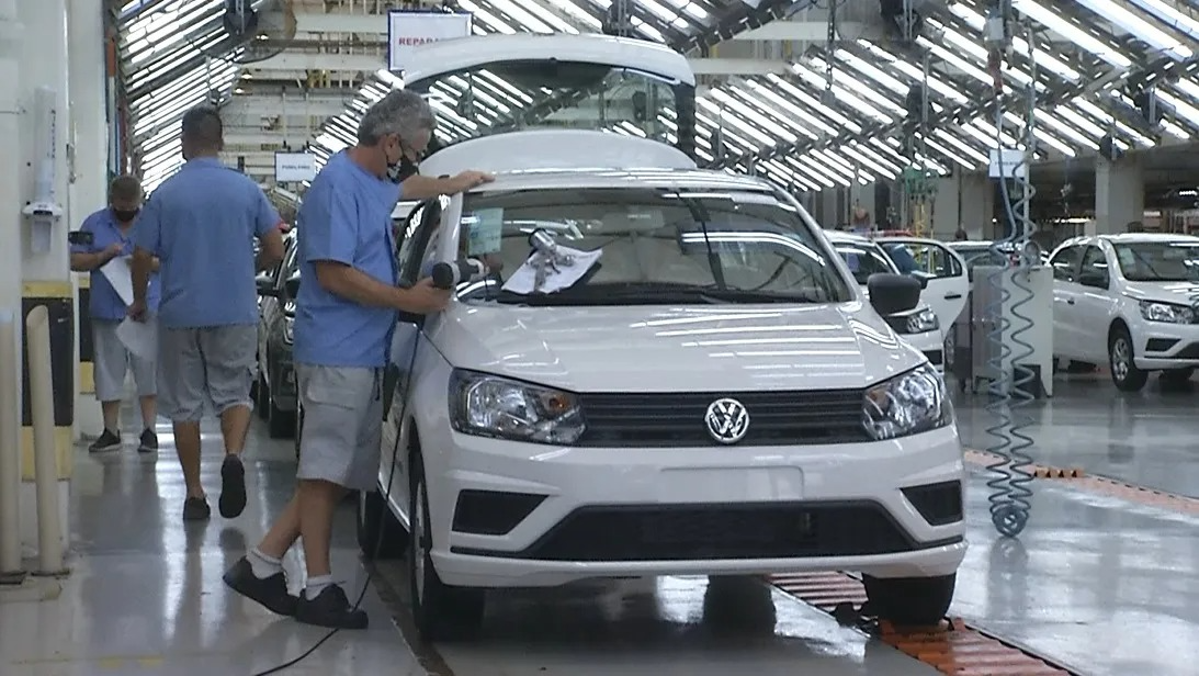 A falta de semicondutores é um problema que atinge a indústria automotiva em todo o mundo Divulgação/Volkswagen