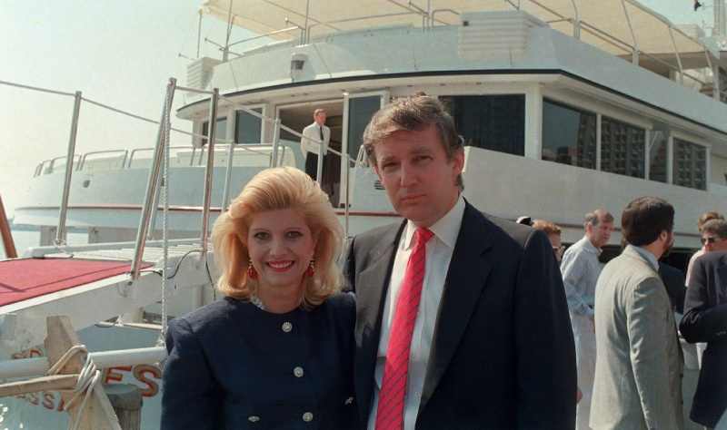 Trump e Ivana se divorciaram em 1992 Marty Lederhandler