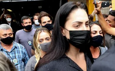 Justiça do Rio quebra sigilos bancário e fiscal de Jairinho e Monique Medeiros