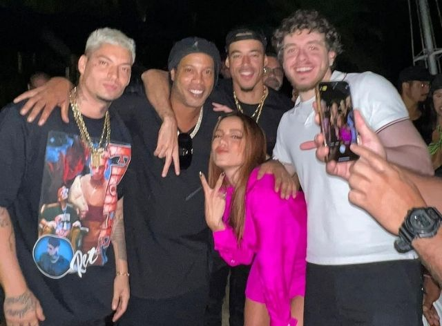 Anitta com Ret, Ronaldinho Gaúcho, L7nnon e  Jack Harlow Reprodução/Instagram