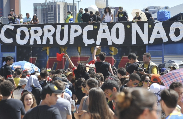 Brasil está abaixo da média global no ranking mundial de percepção de corrupção.