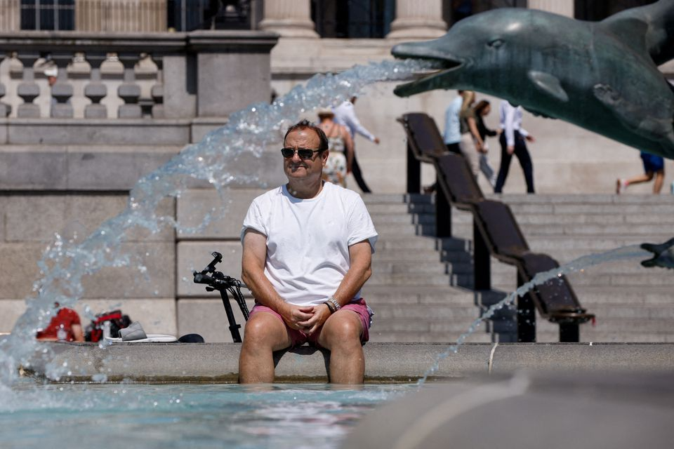 Por conta do calor, o Reino Unido declarou pela primeira vez o alerta “vermelho”. Foto: Reuters