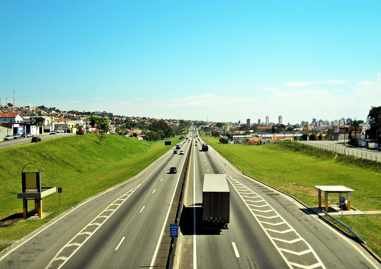 Trânsito nas rodovias que cortam o Vale do Paraíba Divulgação/CCR Nova Dutra