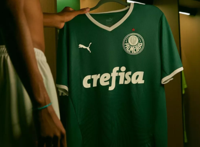 Palmeiras lança nova camisa com homenagem aos 80 anos da Arrancada Heroica