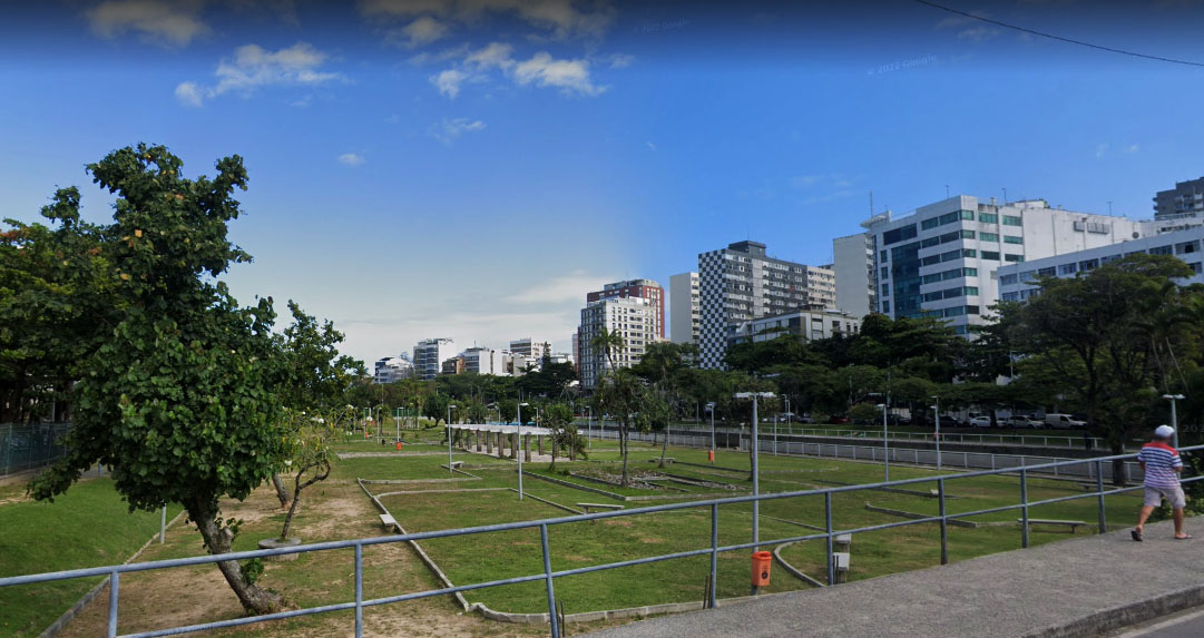 Moradores se preocupam com possível descaracterização da praça Google Maps