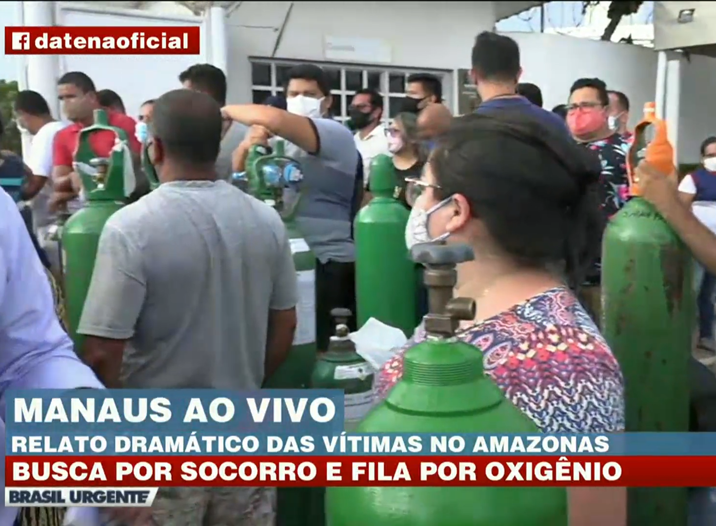 Familiares de doentes fazem fila para comprar cilindro de oxigênio por R$ 600 em Manaus Reprodução/Brasil Urgente