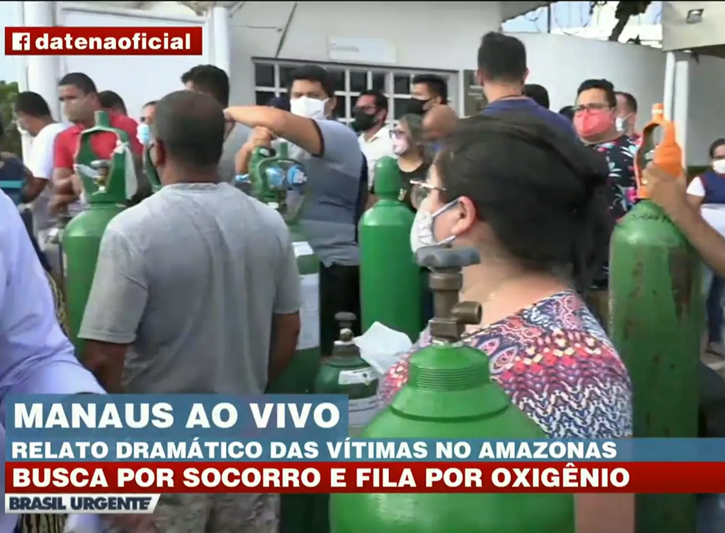 Familiares de doentes fazem fila para comprar cilindro de oxigênio por R$ 600 em Manaus