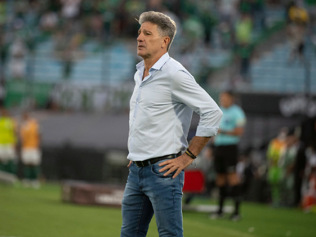 Flamengo anuncia saída do técnico Renato Gaúcho