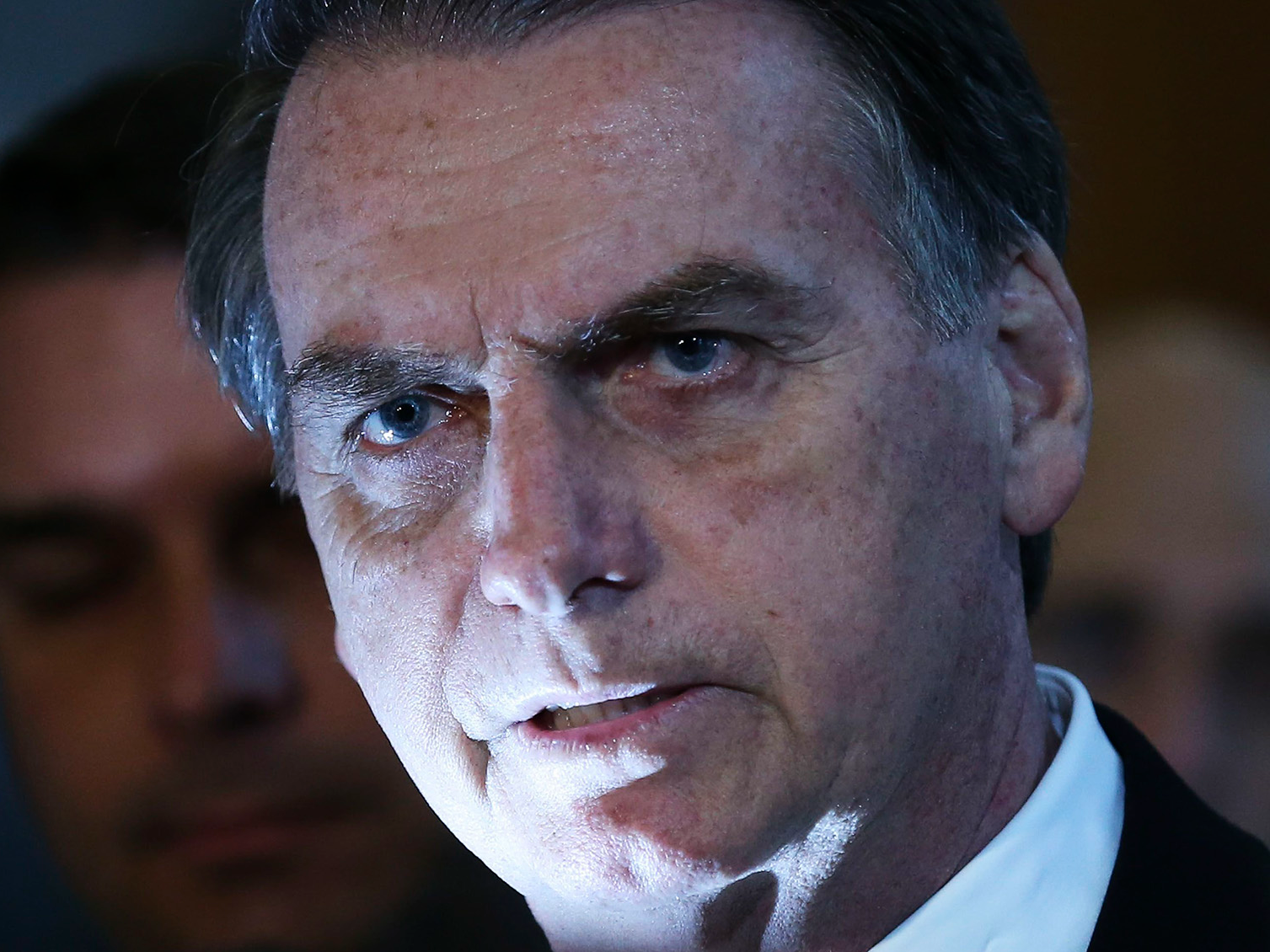 Jair Bolsonaro voltou a rebater as suspeitas sobre a negociação da vacina indiana em transmissão na internet  Foto: José Cruz/Agência Brasil 