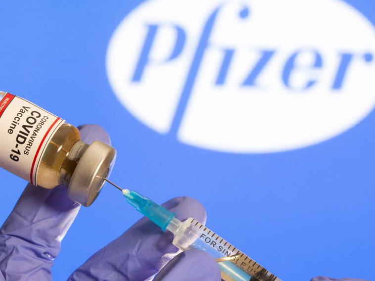 Anvisa aprova inclusão da dose de reforço contra a Covid-19 na bula da Pfizer