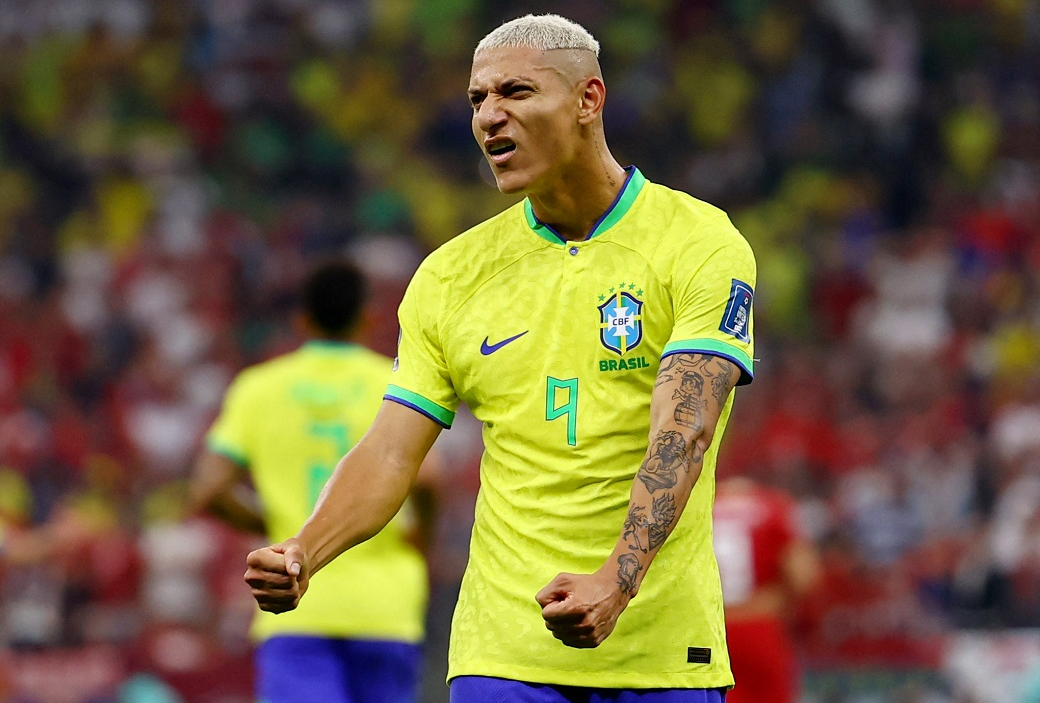 Richarlison desponta como grande candidato à 9 do Brasil na Copa