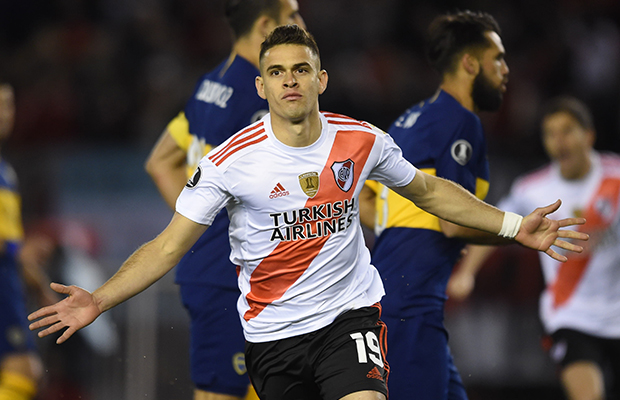 Atacante Santos Borré é desejo do treinador Abel Ferreira River Plate