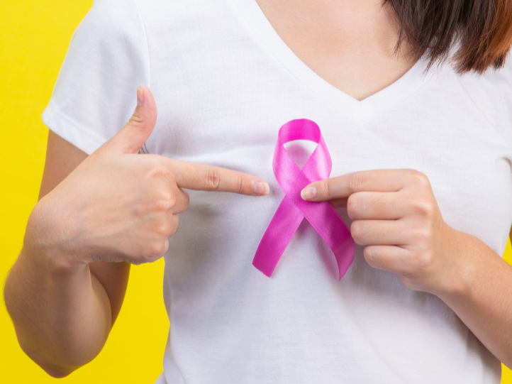 A cada ano, cerca de 66 mil mulheres recebem o diagnóstico de câncer de mama no Brasil
