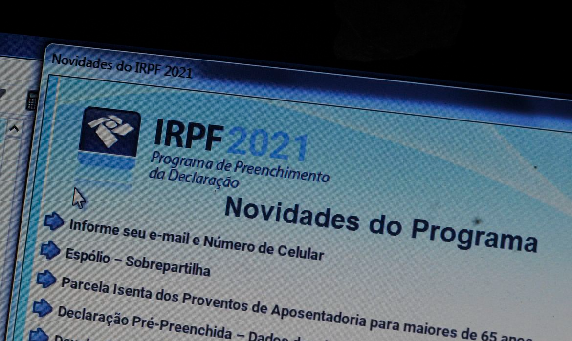 Imposto pode ser declarado de forma digital Marcello Casal Jr/Agência Brasil