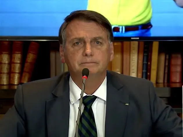 Jair Bolsonaro durante live em que acusa fraude no sistema eleitoral, sem apresentar provas concretas 