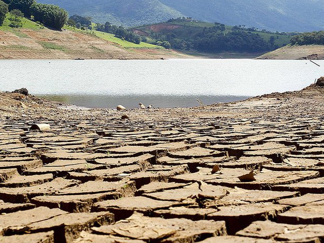 Seca afeta abastecimento de água em SP Aquiles Lins