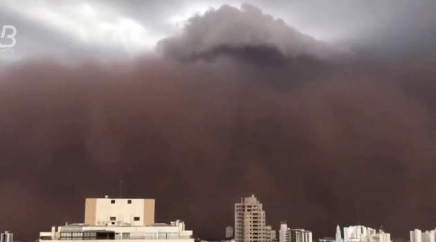 Tempestade de areia em Franca/sp Divulgação