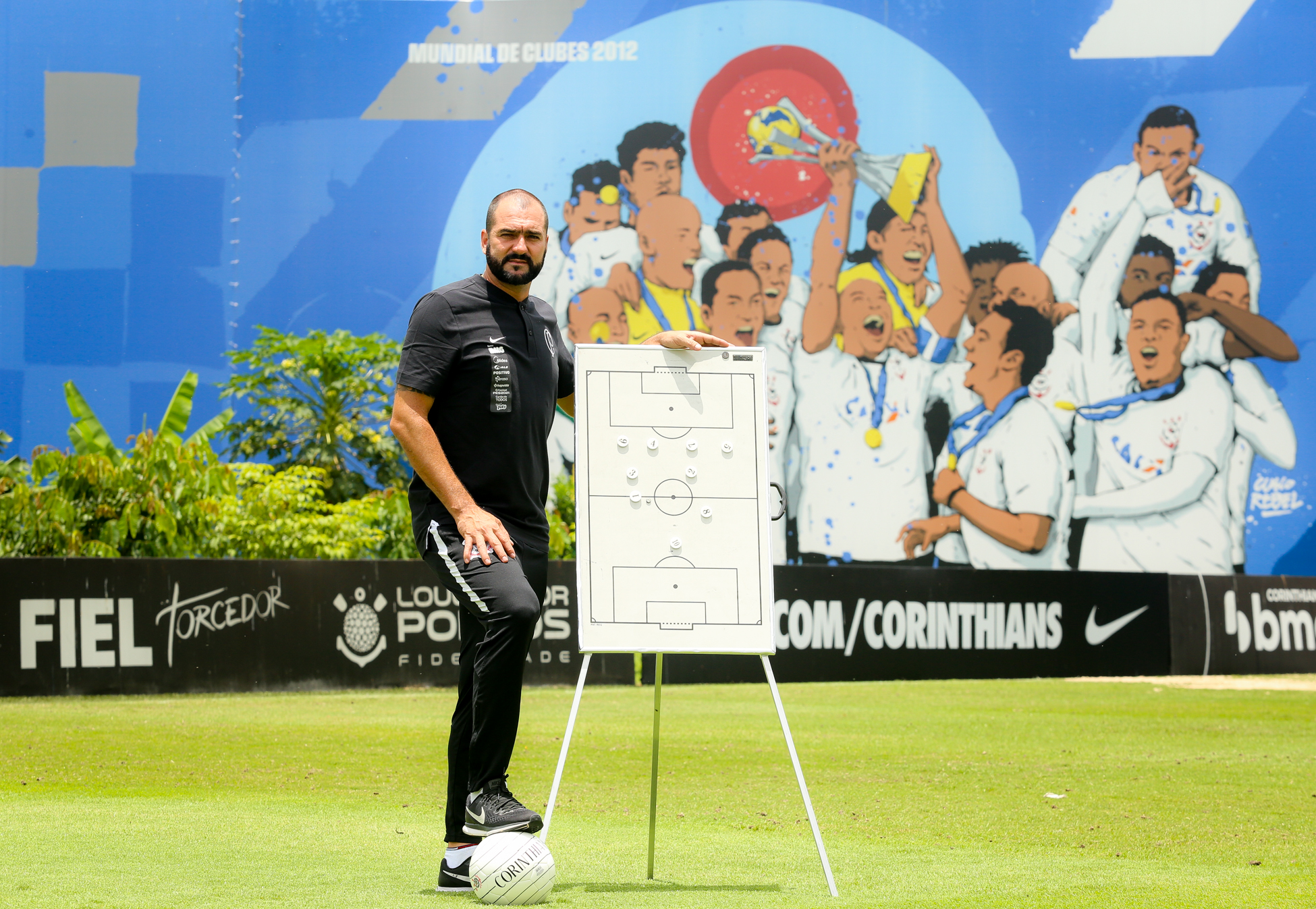 Danilo inicia carreira como técnico Rodrigo Coca/Agência Corinthians 