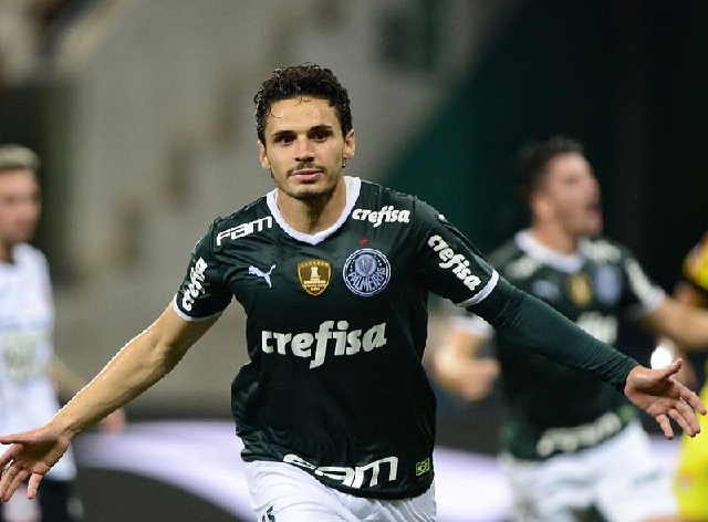 FPF divulga áudio do VAR em pênalti para Palmeiras contra Corinthians