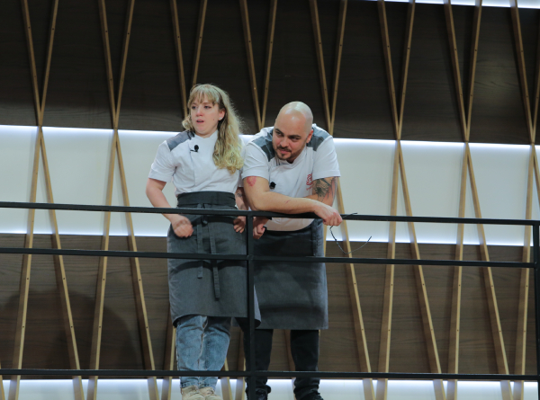 Thalyta e Diego se enfrentam na grande final do MasterChef Profissionais 2022. Melissa Haidar/Band