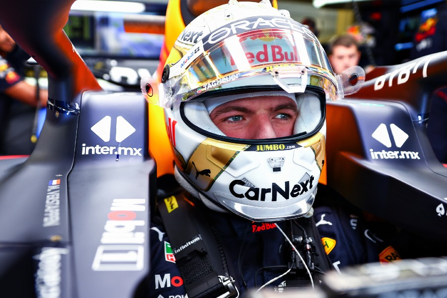 Holandês da Red Bull encarou hostilidade do público para conquistar segundo lugar no grid