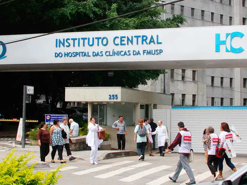 Fachada do Instituto central do Hospital das Clínicas, em São Paulo
