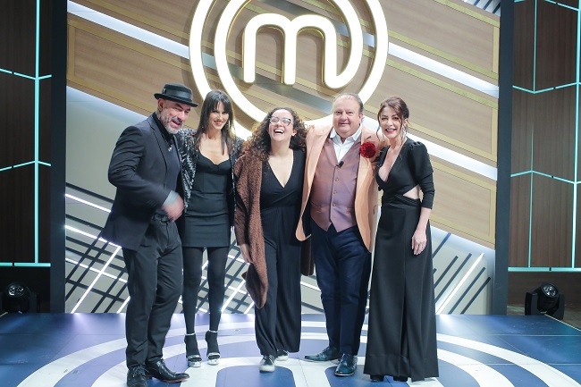 MasterChef Profissionais: Ananda conta história de vida e conquista fãs