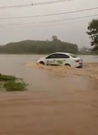 Cidades do Norte Fluminense entram em estágio de alerta máxima após fortes chuvas Ouvinte BandNews FM