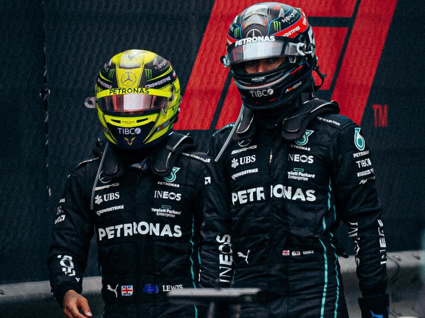 F1: Rosberg vê motivação extra de Hamilton após começar o ano atrás de Russell