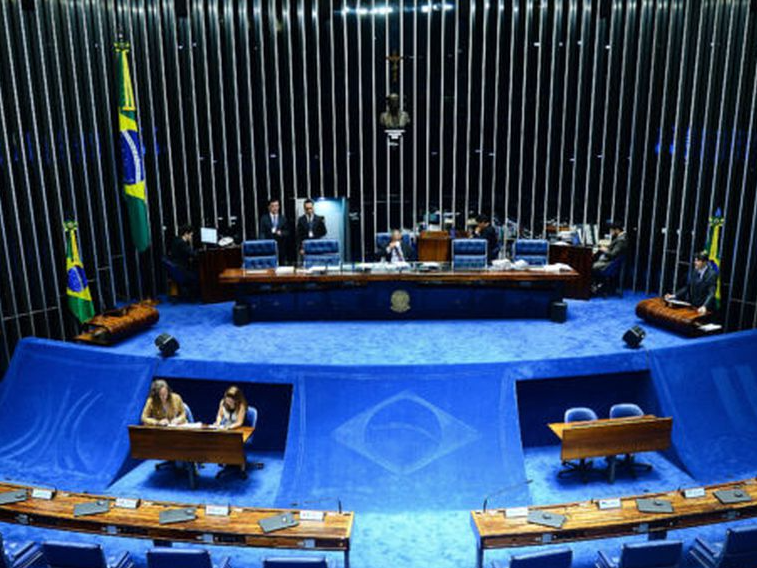 Expectativa do Governo é garantir os votos necessários para aprovação até 23 de novembro Wilson Dias/Agência Brasil