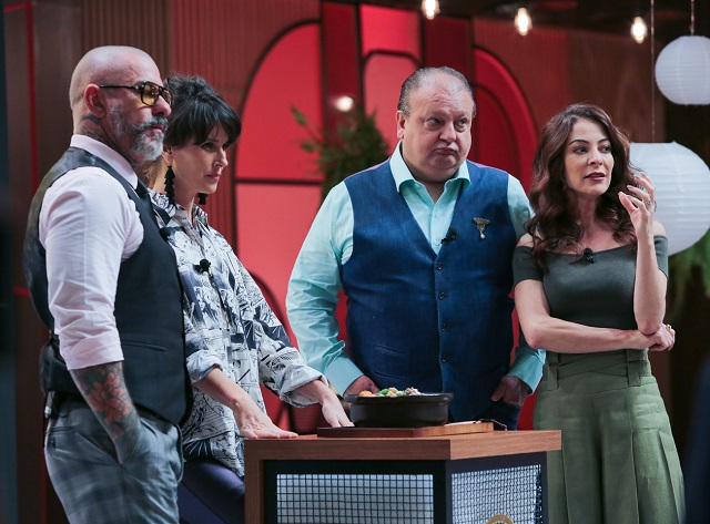 Henrique Fogaça, Helena Rizzo, Erick Jacquin e Ana Paula Padrão no MasterChef Melissa Haidar/Band