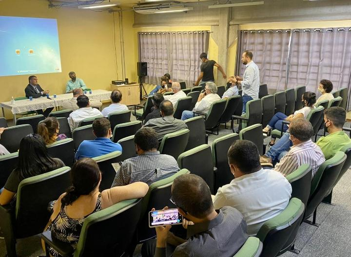 Delegado "chefe" da Polícia Civil se reúne com prefeitos do Vale do Paraíba