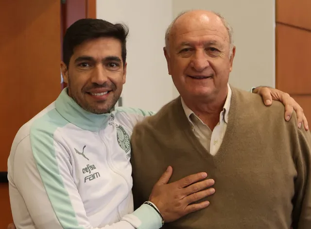 Abel Ferreira recebe a visita do ex-técnico do clube Felipão