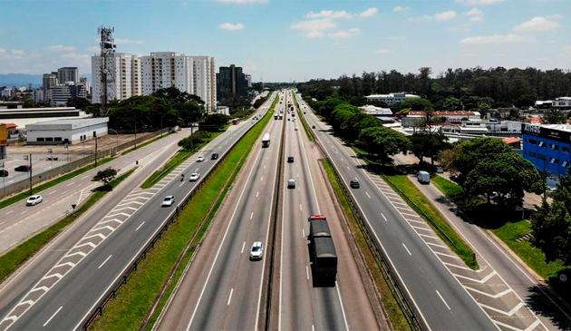 Trânsito nas estradas do Vale do Paraíba Divulgação/CCR Nova Dutra