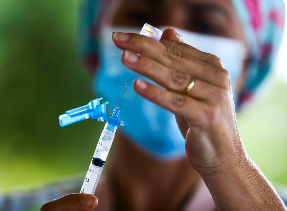Até o momento, mais de um milhão de pessoas estão vacinadas com pelo menos uma dose da vacina em Manaus